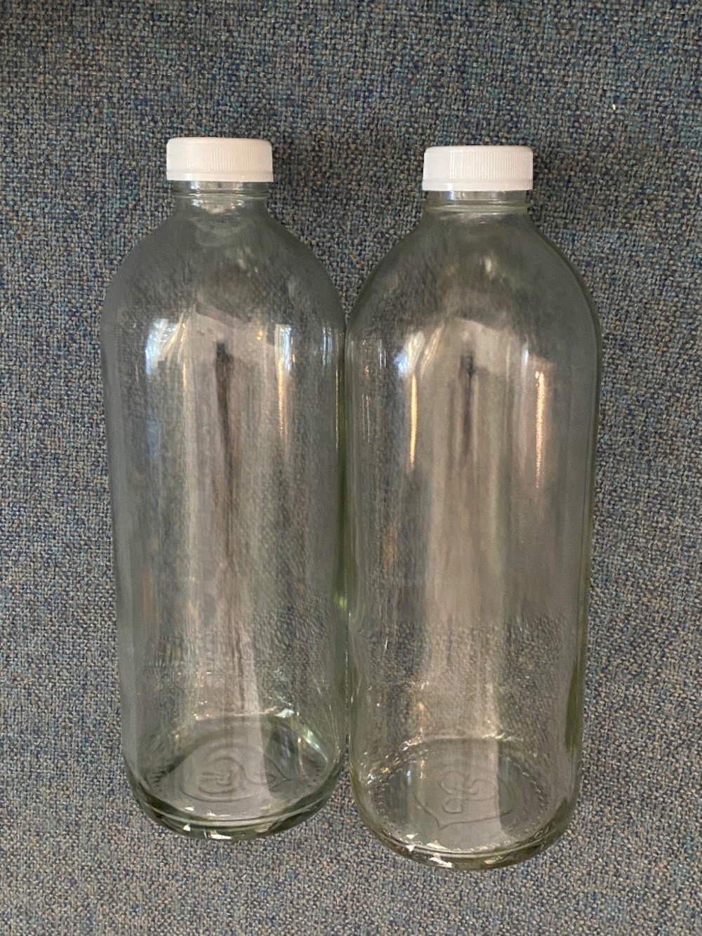 💧Two 48 oz. Large Thick Glass Jugs Screw on Plastic Cap Water Storage Home Brew - Picture 3 of 11